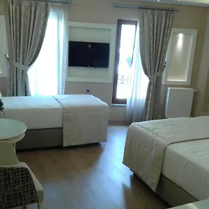 Taxim Otel